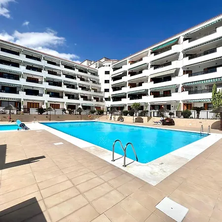 With Wifi, Heated Pool On The Atlantic Ocean Front Line דירה